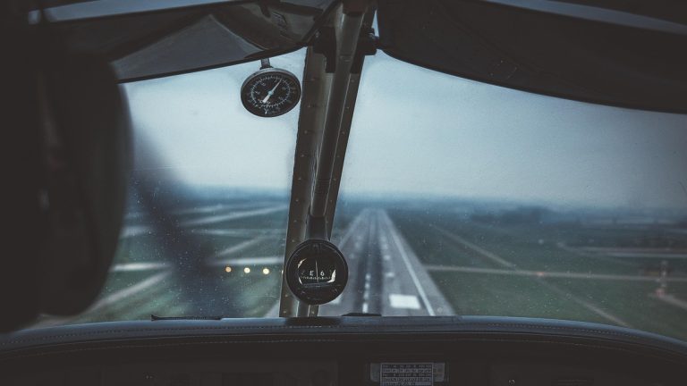cockpit, aircraft, runway, flying, aviation, airport, propeller plane, rotor, airplane, transportation, plane, aircraft, runway, runway, aviation, aviation, airport, airport, airport, airport, airport, airplane, airplane, airplane, airplane, plane, plane, plane, plane