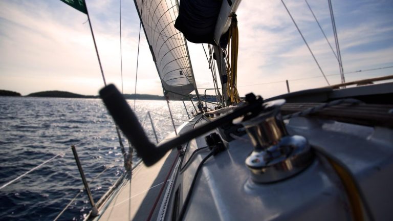 boat, sail, sailboat, sea, ship, water, watercraft, yacht, nature, sailing